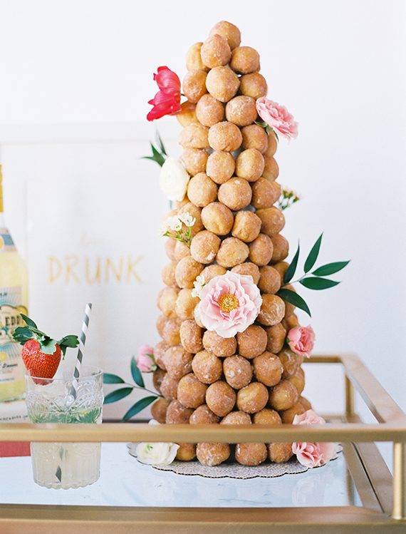 Modern-and-whimsical-party-ideas-9